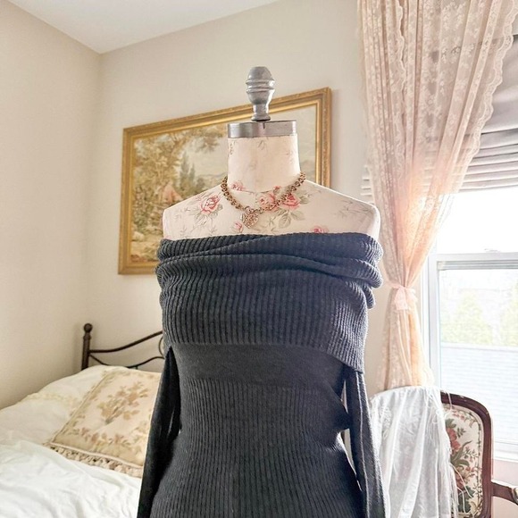 Y2K inc charcoal ribbed off shoulder sweater size medium - Picture 2 of 5